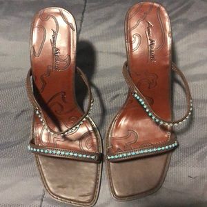 New-Anne Michelle heels